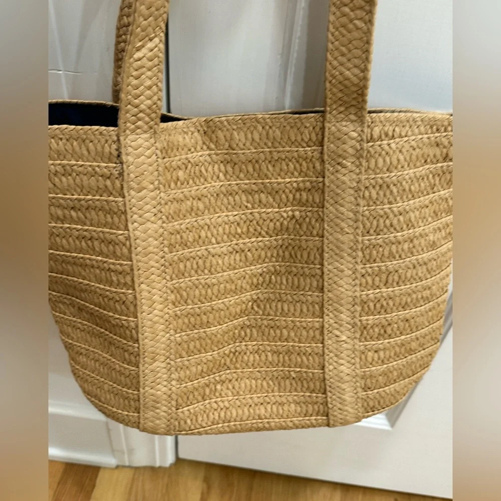 Draper James Elegant Tan Woven Tote Bag - Picture 1 of 7